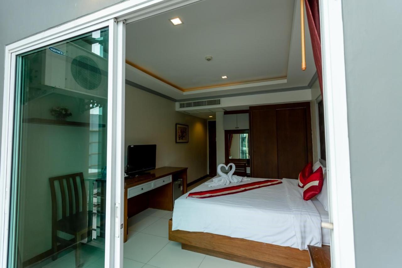 Honey Boutique Hotel Pattaya Exterior photo