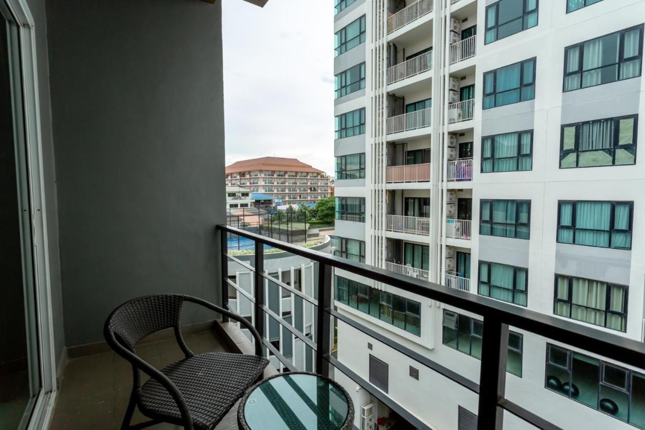 Honey Boutique Hotel Pattaya Exterior photo