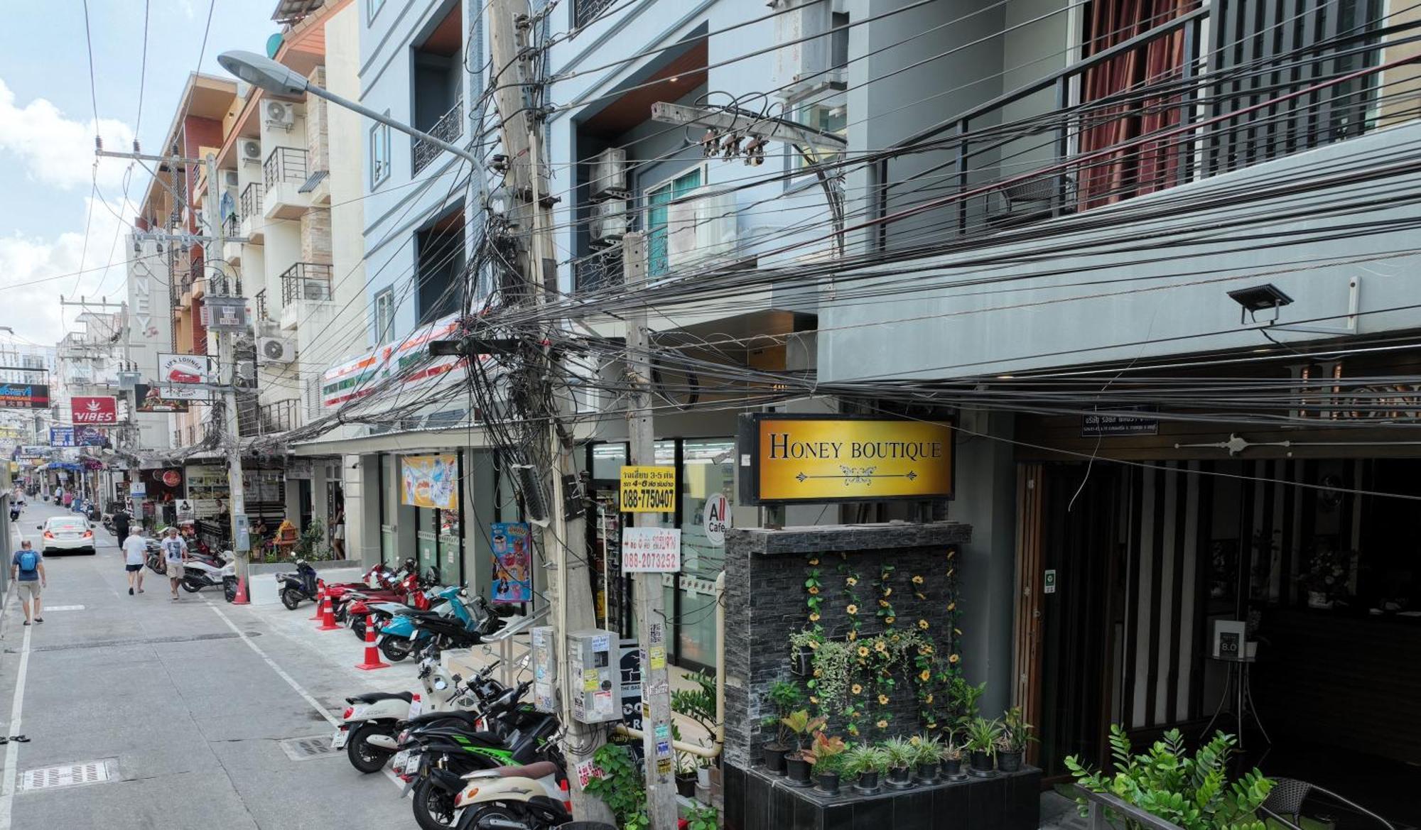 Honey Boutique Hotel Pattaya Exterior photo